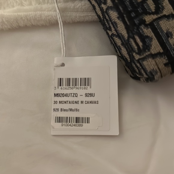 ❤️❤️HOST PICK❤️❤️ Christian Dior 30 Montaigne Box Bag - Picture 2 of 13